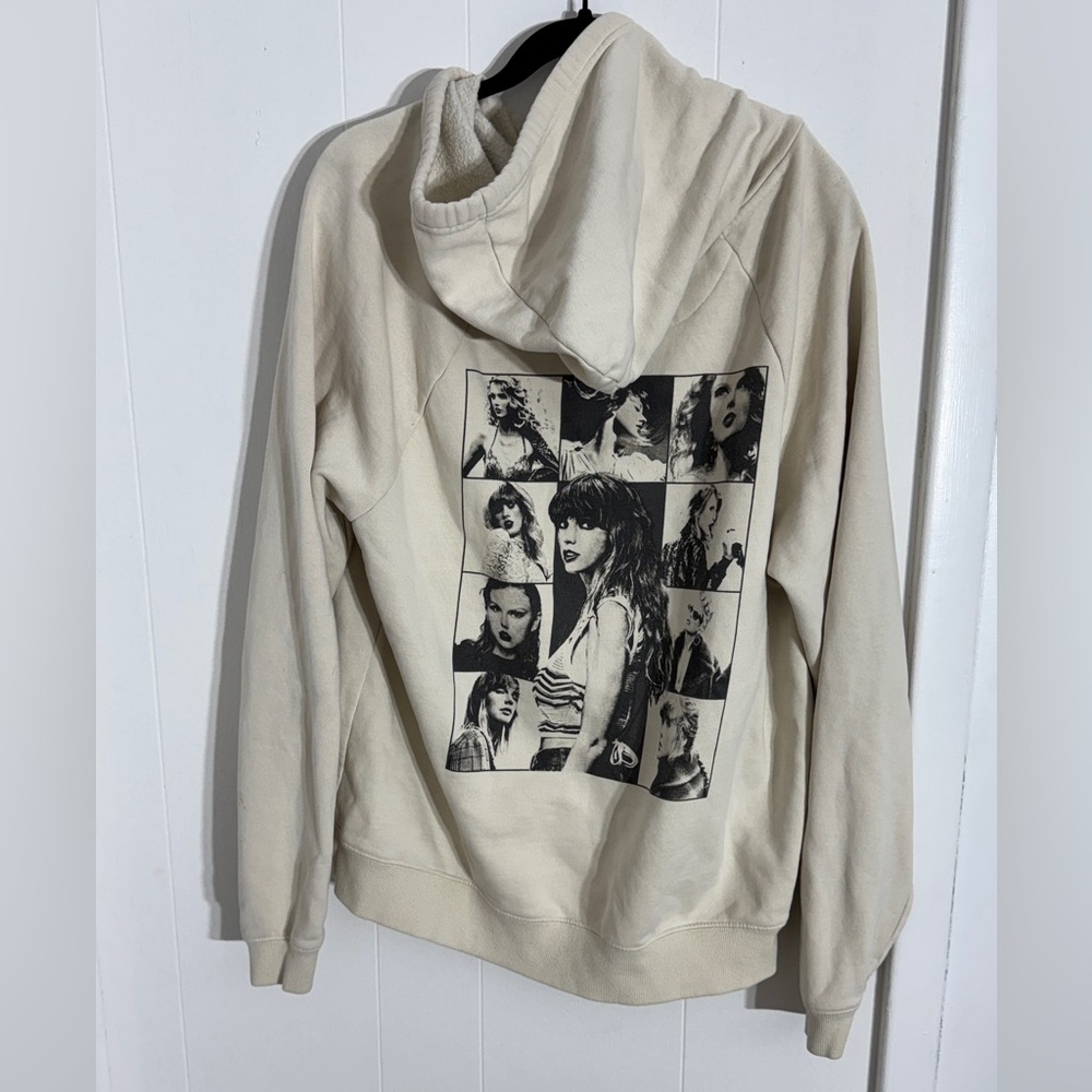 TAYLOR SWIFT | THE ERAS TOUR III BEIGE HOODIE - Picture 9 of 9